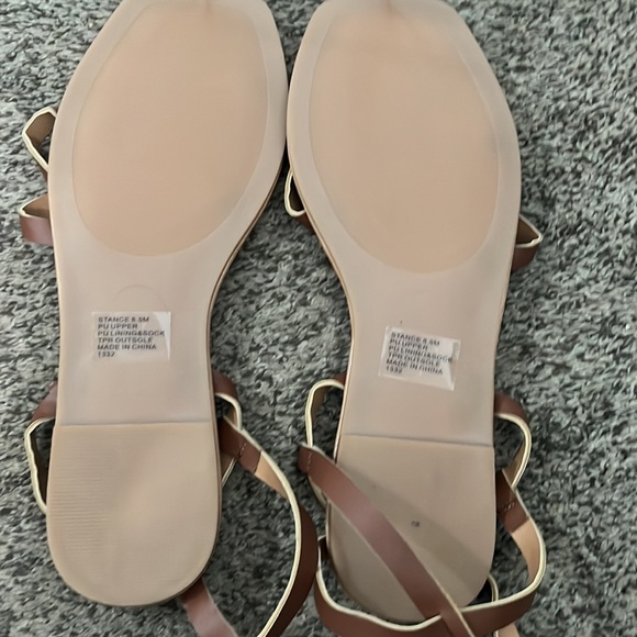 NWOB Steve Madden (Madden Girl) Sandals - Picture 7 of 7